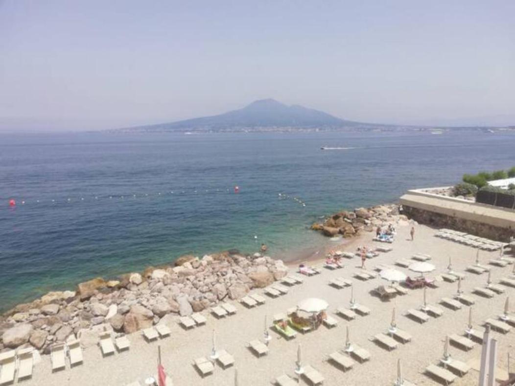 Maremonti Apartments Castellammare di Stabia Eksteriør bilde