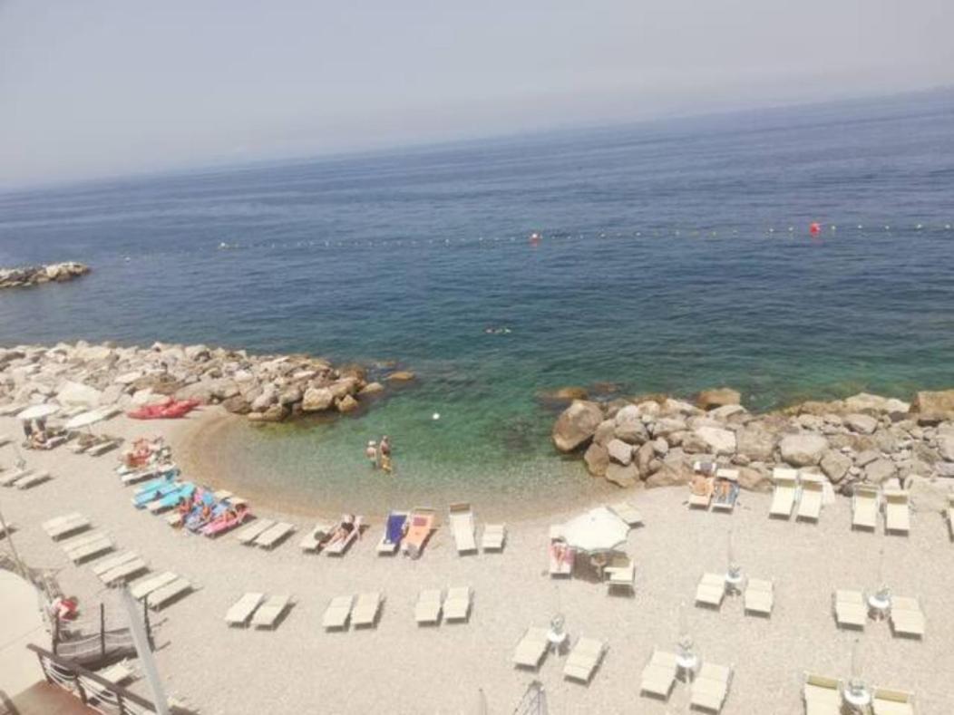 Maremonti Apartments Castellammare di Stabia Eksteriør bilde